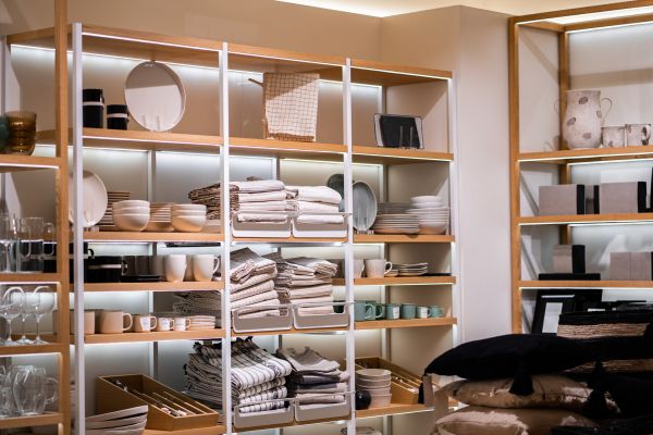 Kitchen Shelving Installation